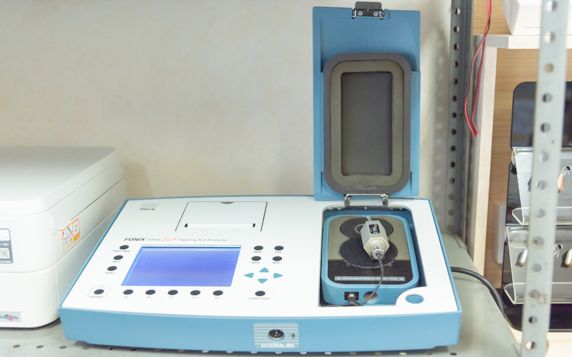 岐阜補聴器は岐阜市加納の認定補聴器専門店です。補聴器ではなく「きこえ」をご提供することをモットーとし、皆様の日常でのご不便にお役に立てることが私達の何よりの喜びです。